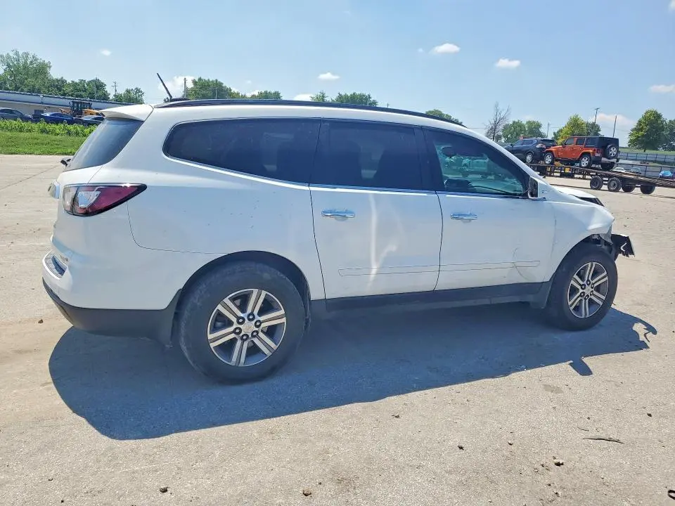 2017 CHEVROLET TRAVERSE LT  