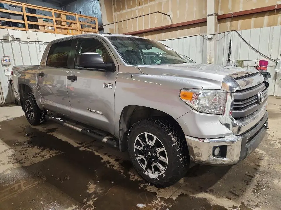 2015 TOYOTA TUNDRA SR5  
