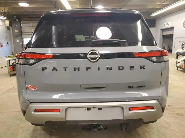 2024 NISSAN PATHFINDER SL  