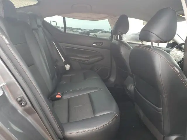 2021 NISSAN ALTIMA SR  