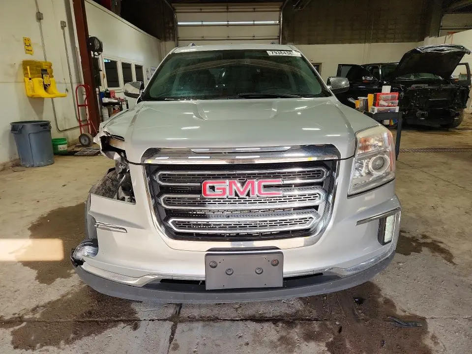 2016 GMC TERRAIN SLT  