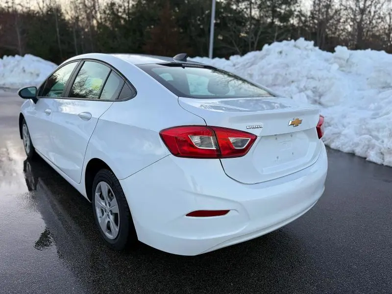 2019 CHEVROLET CRUZE LS  