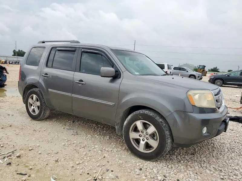 2011 HONDA PILOT EXLN  