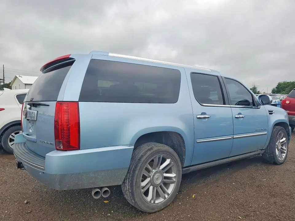 2011 CADILLAC ESCALADE ESV PLATINUM  