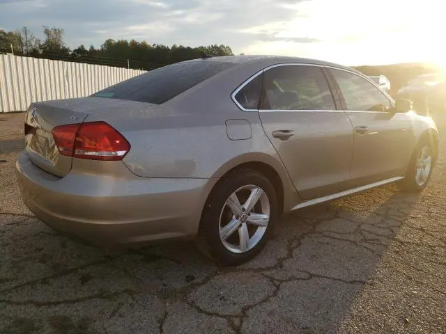 2015 VOLKSWAGEN PASSAT S  