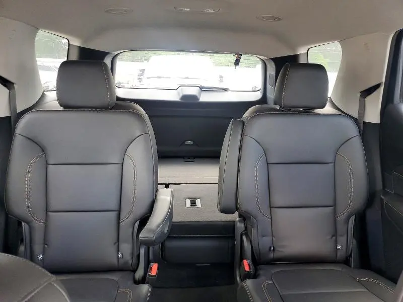 2021 CHEVROLET TRAVERSE LT  