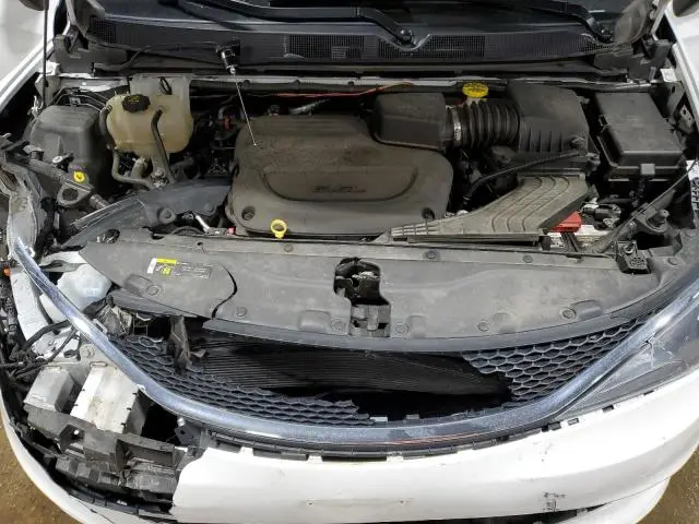 2021 CHRYSLER VOYAGER LXI  