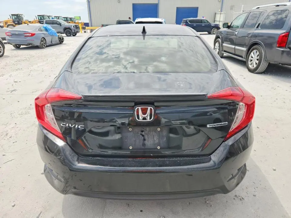 2018 HONDA CIVIC TOURING  