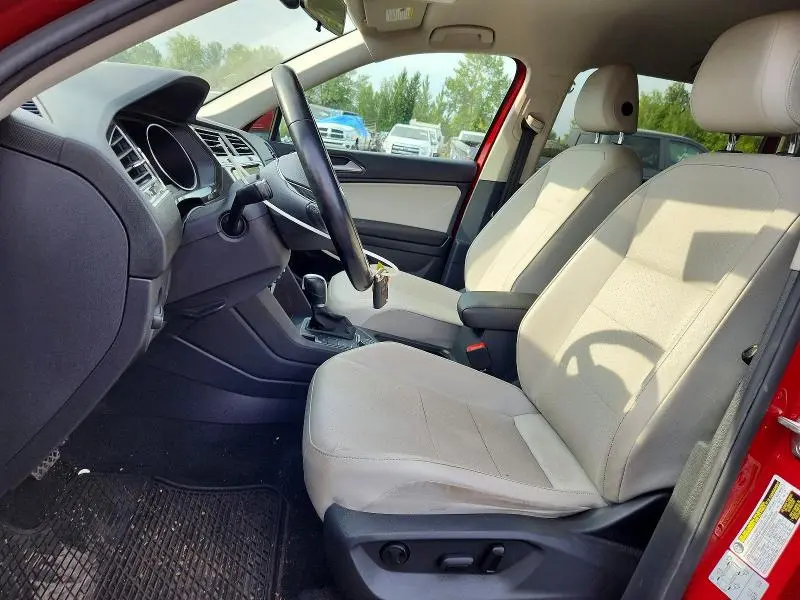 2018 VOLKSWAGEN TIGUAN SE  