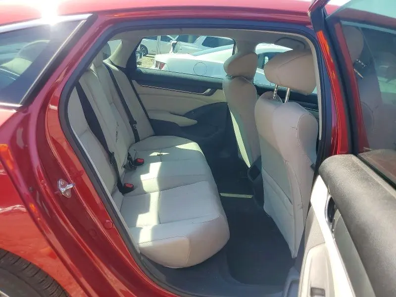 2018 HONDA ACCORD LX  