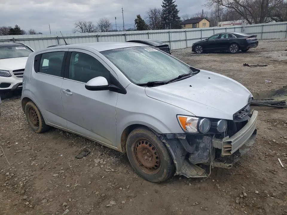 2013 CHEVROLET SONIC LT  