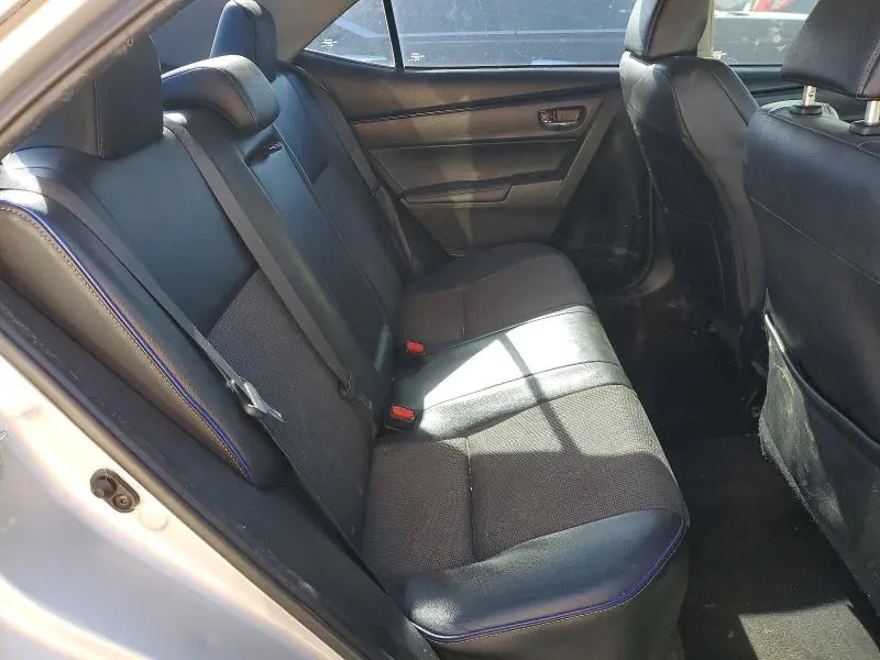 2017 TOYOTA COROLLA SE  