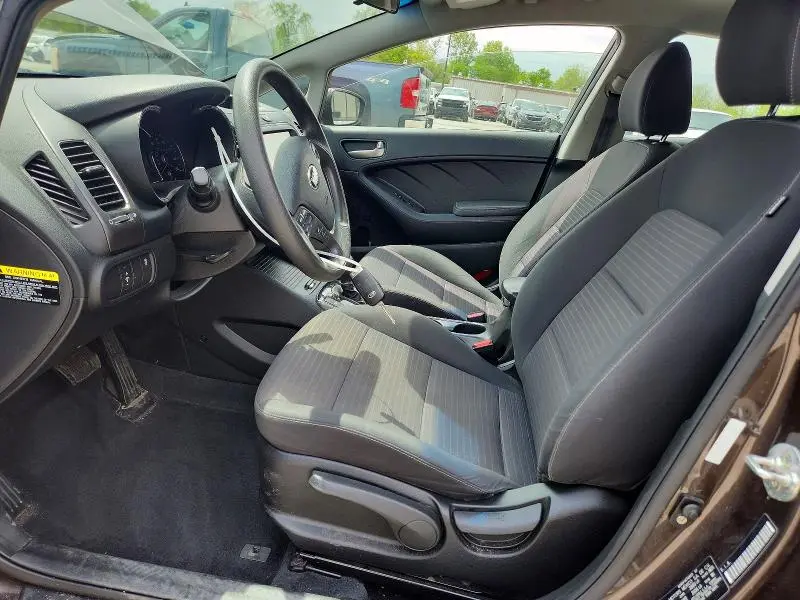 2018 KIA FORTE LX  