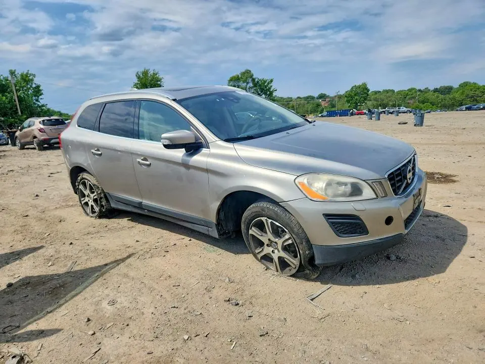 2012 VOLVO XC60 T6  