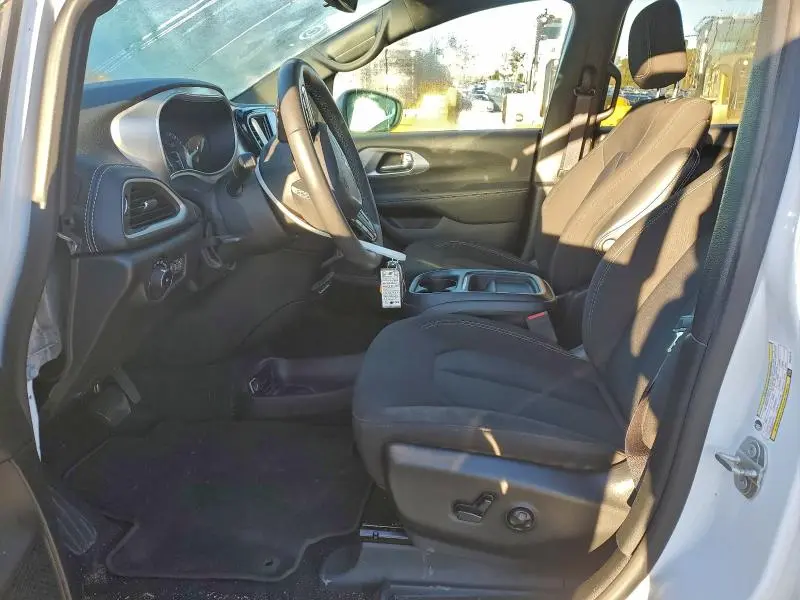 2023 CHRYSLER PACIFICA TOURING  