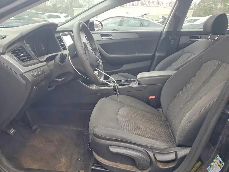2018 HYUNDAI SONATA SE  