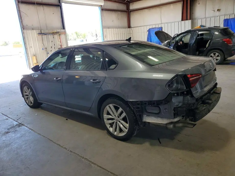 2019 VOLKSWAGEN PASSAT WOLFSBURG  