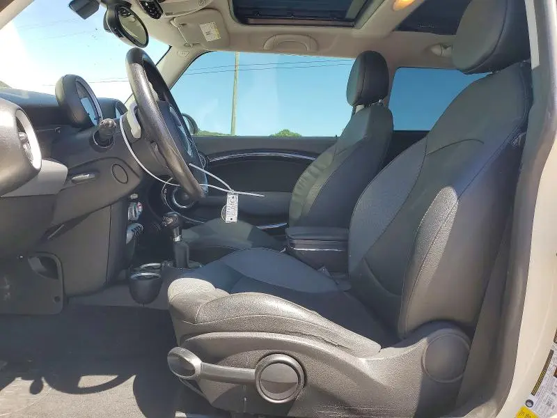 2010 MINI COOPER S  