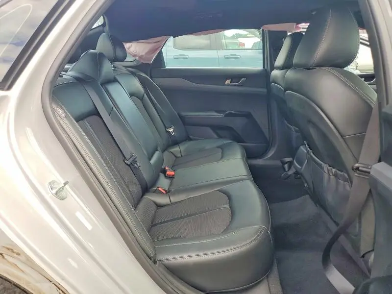 2024 KIA K5 GT LINE  