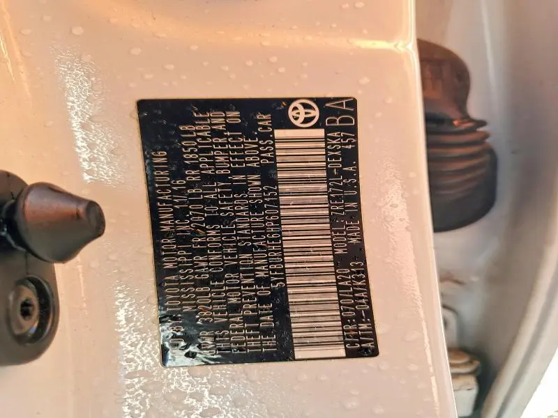 2017 TOYOTA COROLLA L  