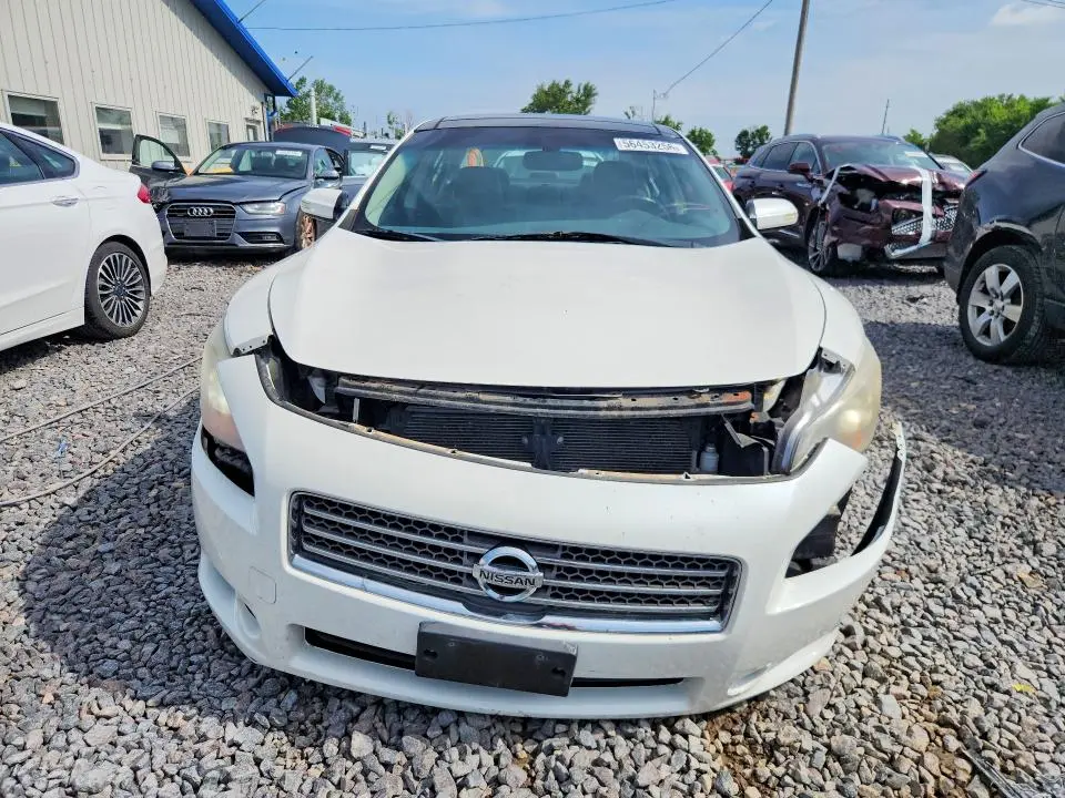2010 NISSAN MAXIMA S/SV  