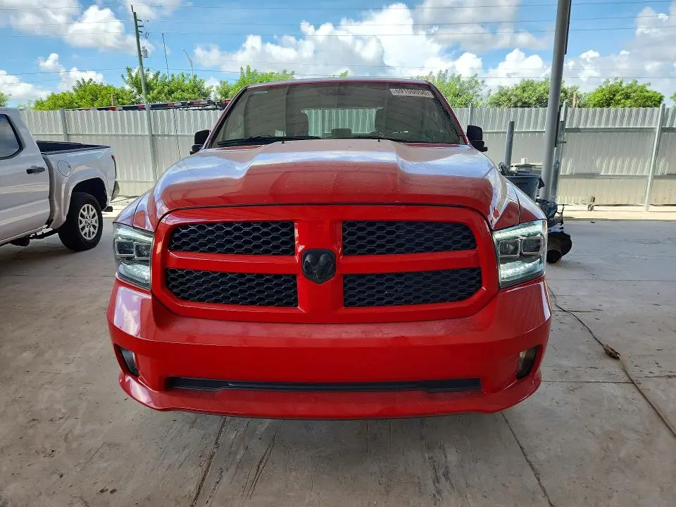 2014 RAM 1500 ST  