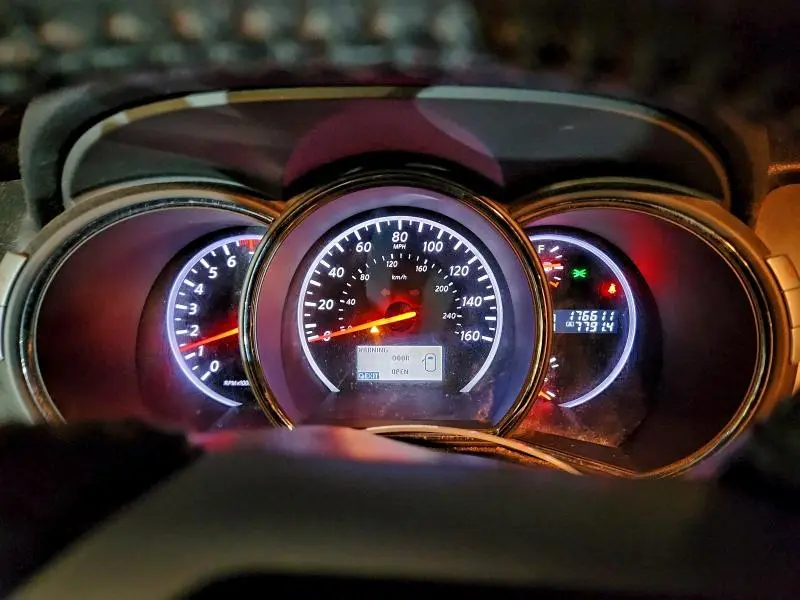 2011 NISSAN MURANO S  