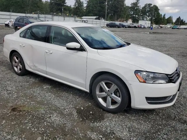 2014 VOLKSWAGEN PASSAT SE  