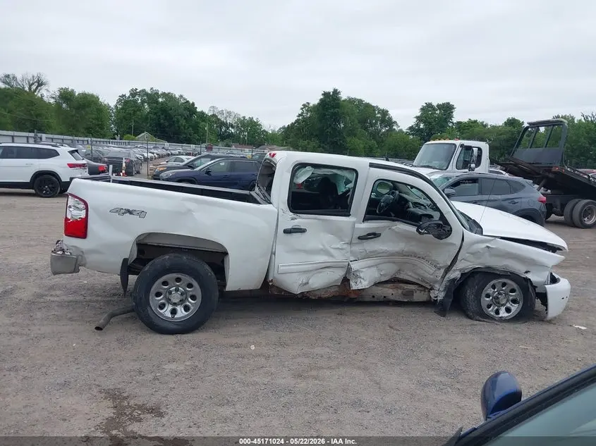 2011 CHEVROLET SILVERADO 1500 LS