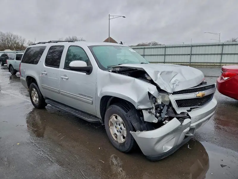 2011 CHEVROLET SUBURBAN K1500 LT  