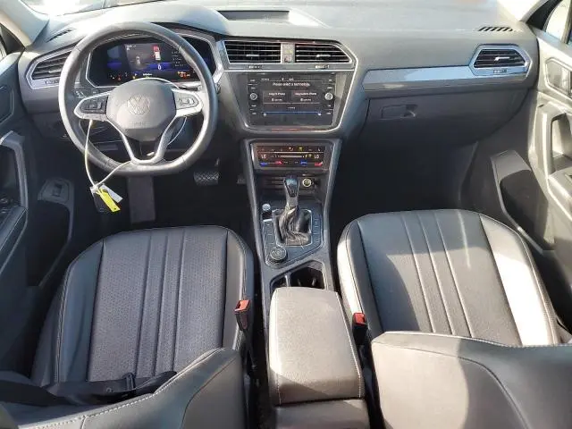 2022 VOLKSWAGEN TIGUAN SE  