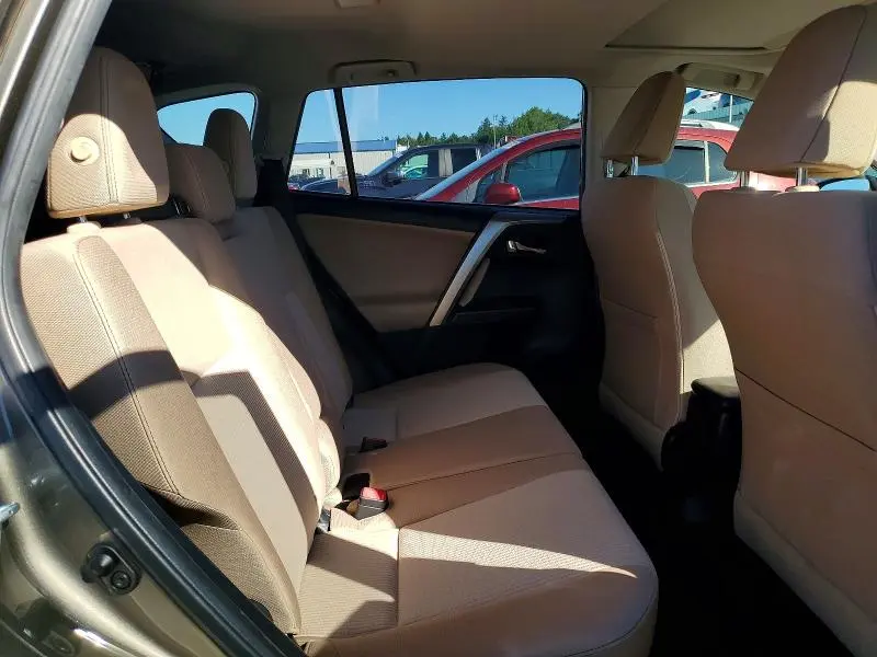 2014 TOYOTA RAV4 XLE  