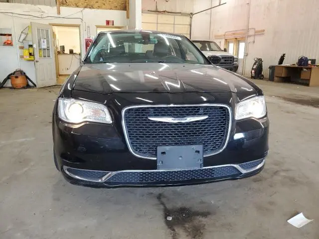 2017 CHRYSLER 300 LIMITED  