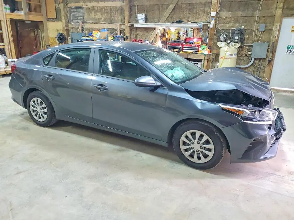 2024 KIA FORTE LX  
