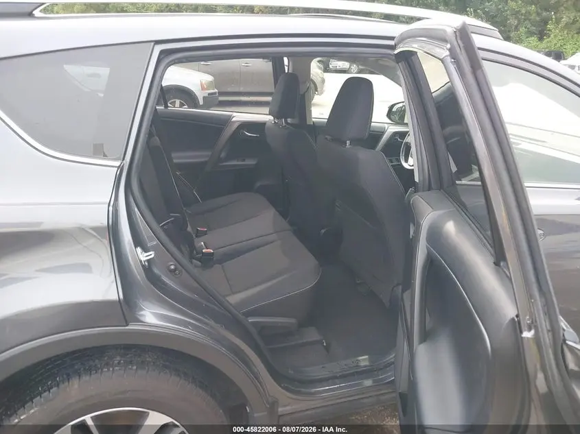 2017 TOYOTA RAV4 XLE