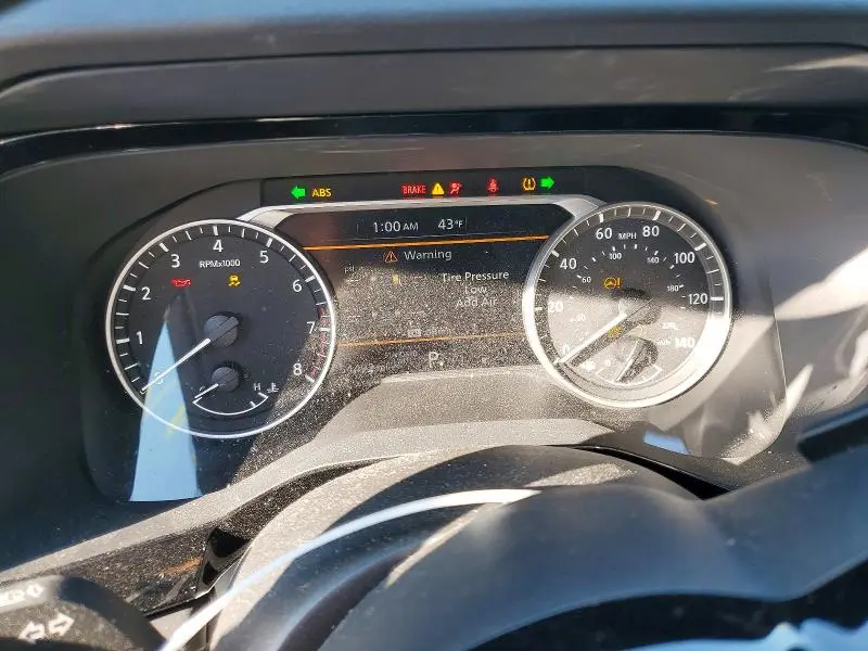 2023 NISSAN PATHFINDER SV  