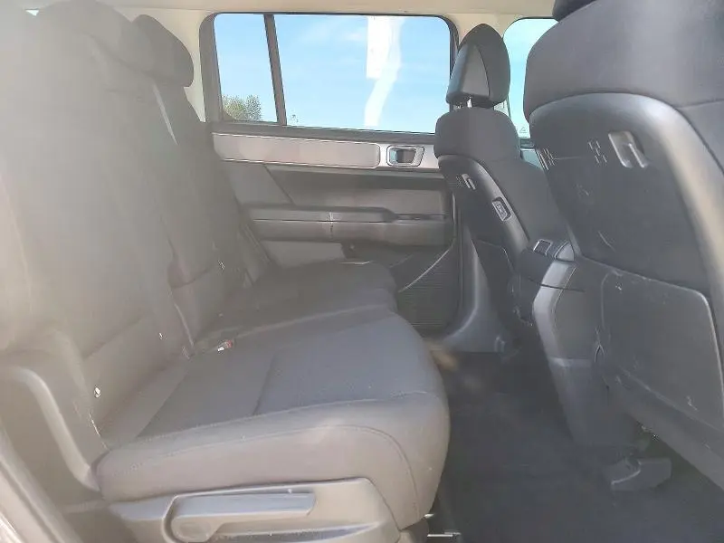 2024 HYUNDAI SANTA FE SE  