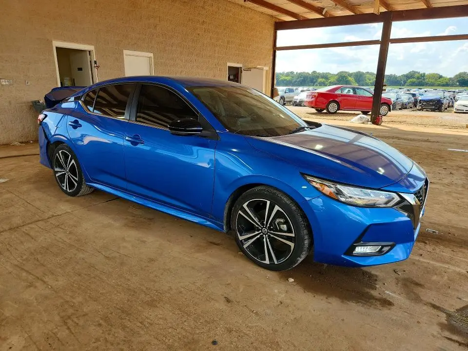 2021 NISSAN SENTRA SR  