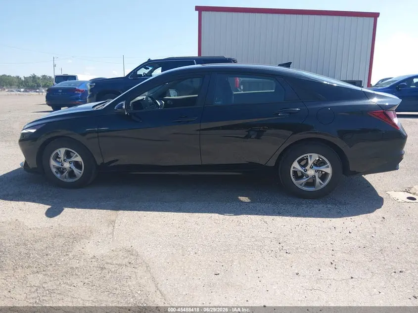 2021 HYUNDAI ELANTRA SE