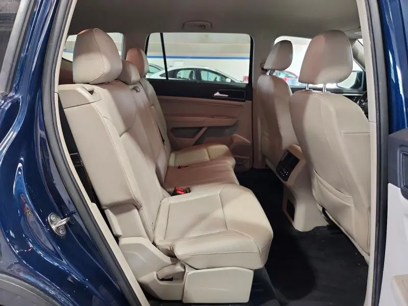 2018 VOLKSWAGEN ATLAS SE  