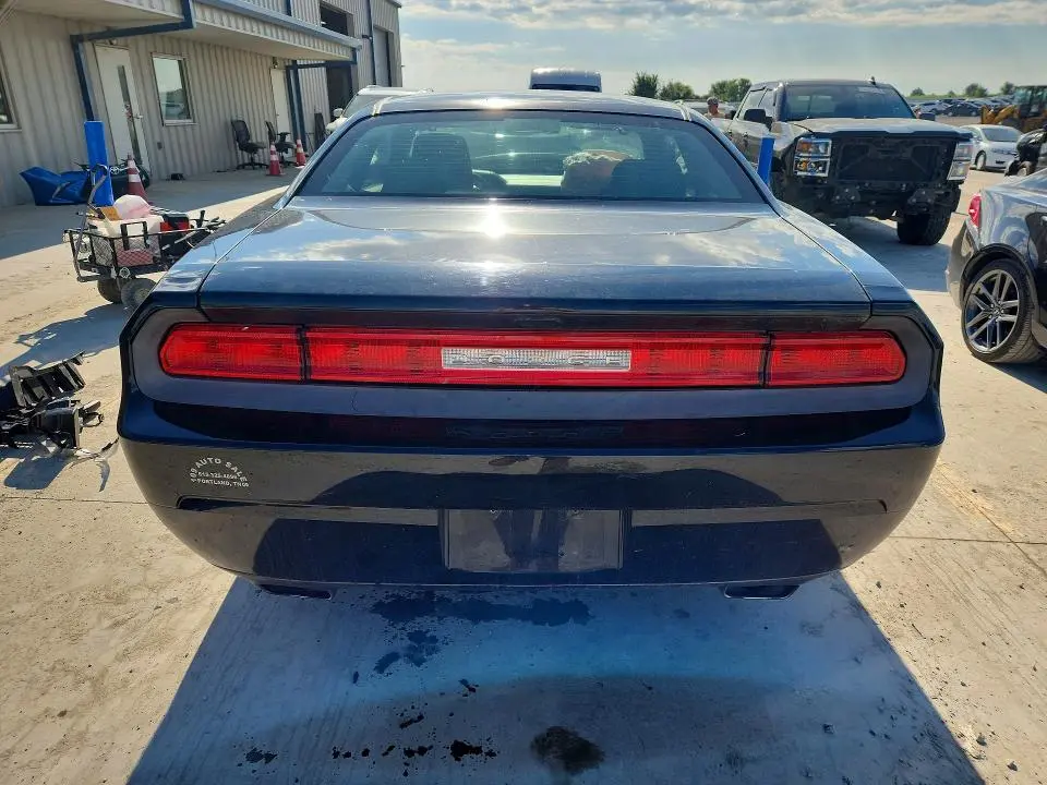 2013 DODGE CHALLENGER SXT  
