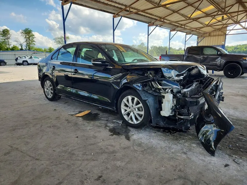 2014 VOLKSWAGEN JETTA SE  