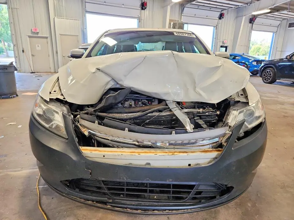 2010 FORD TAURUS SEL  