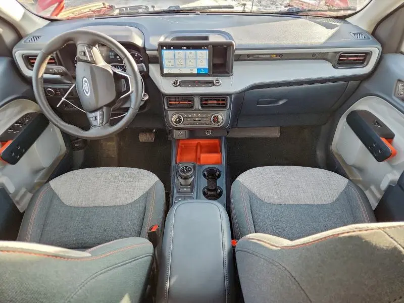 2023 FORD MAVERICK XL  