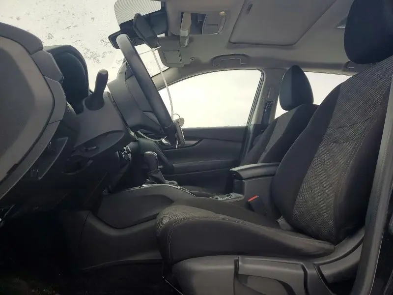 2021 NISSAN ROGUE SPORT SV  