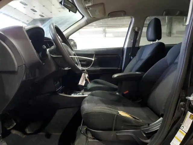 2019 MITSUBISHI OUTLANDER SE  