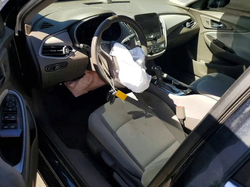 2019 CHEVROLET MALIBU LS  