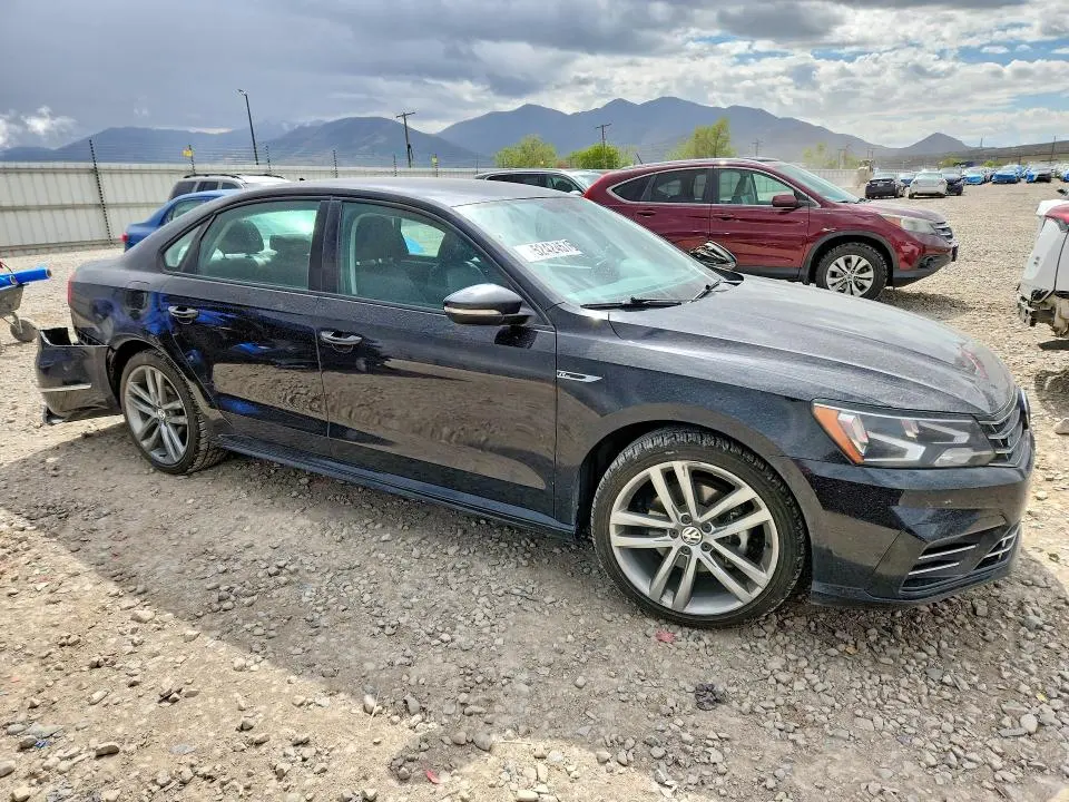 2018 VOLKSWAGEN PASSAT S  