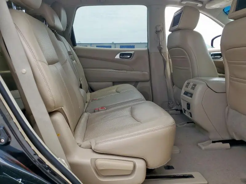 2013 NISSAN PATHFINDER S  
