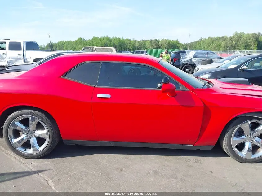 2014 DODGE CHALLENGER R/T PLUS